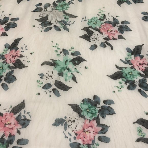 *BRAND NEW* Banana Republic Sheer Floral Scarf - Picture 4 of 6